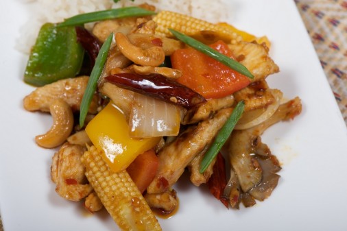 Chicken-with-Cashews